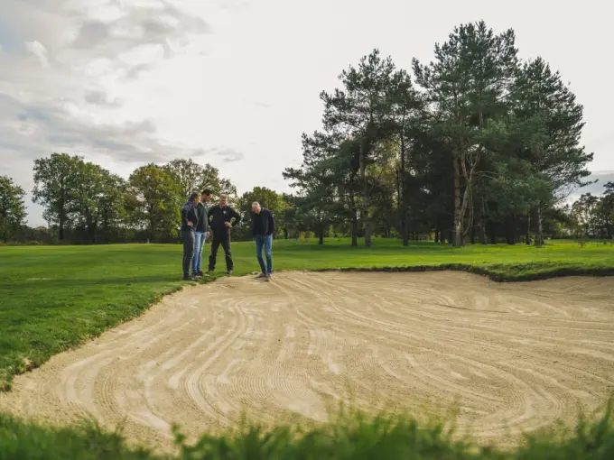 Bunker- en teerenovatie op de Lochemse Golfclub