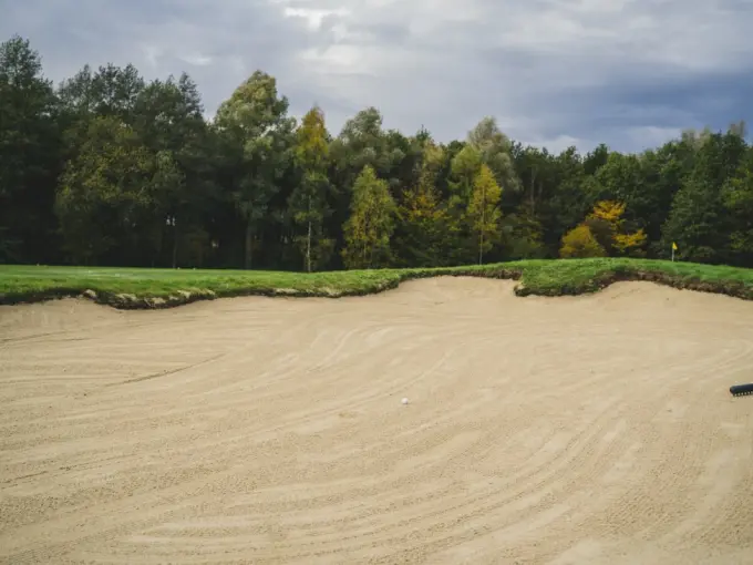Bunker- en teerenovatie op de Lochemse Golfclub